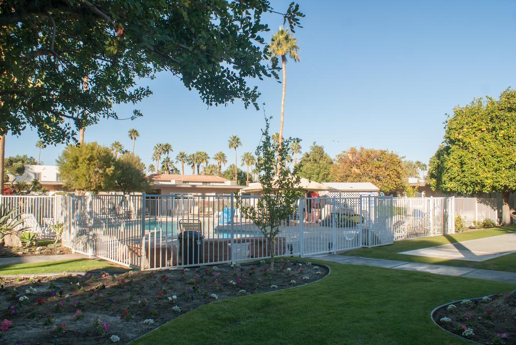 Tuscany Manor Palm Springs Exteriör bild